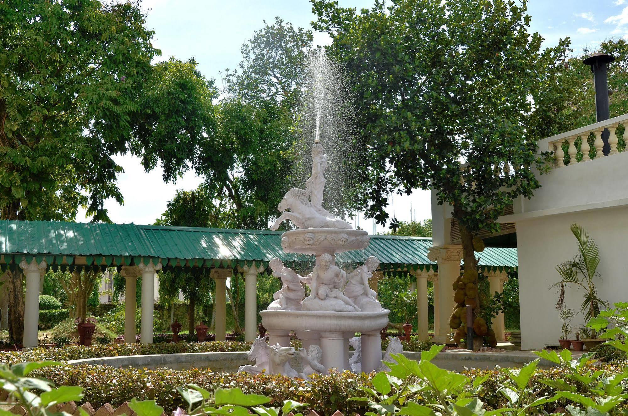 Regenta Camellia Resort And Spa Bolpur Exterior photo